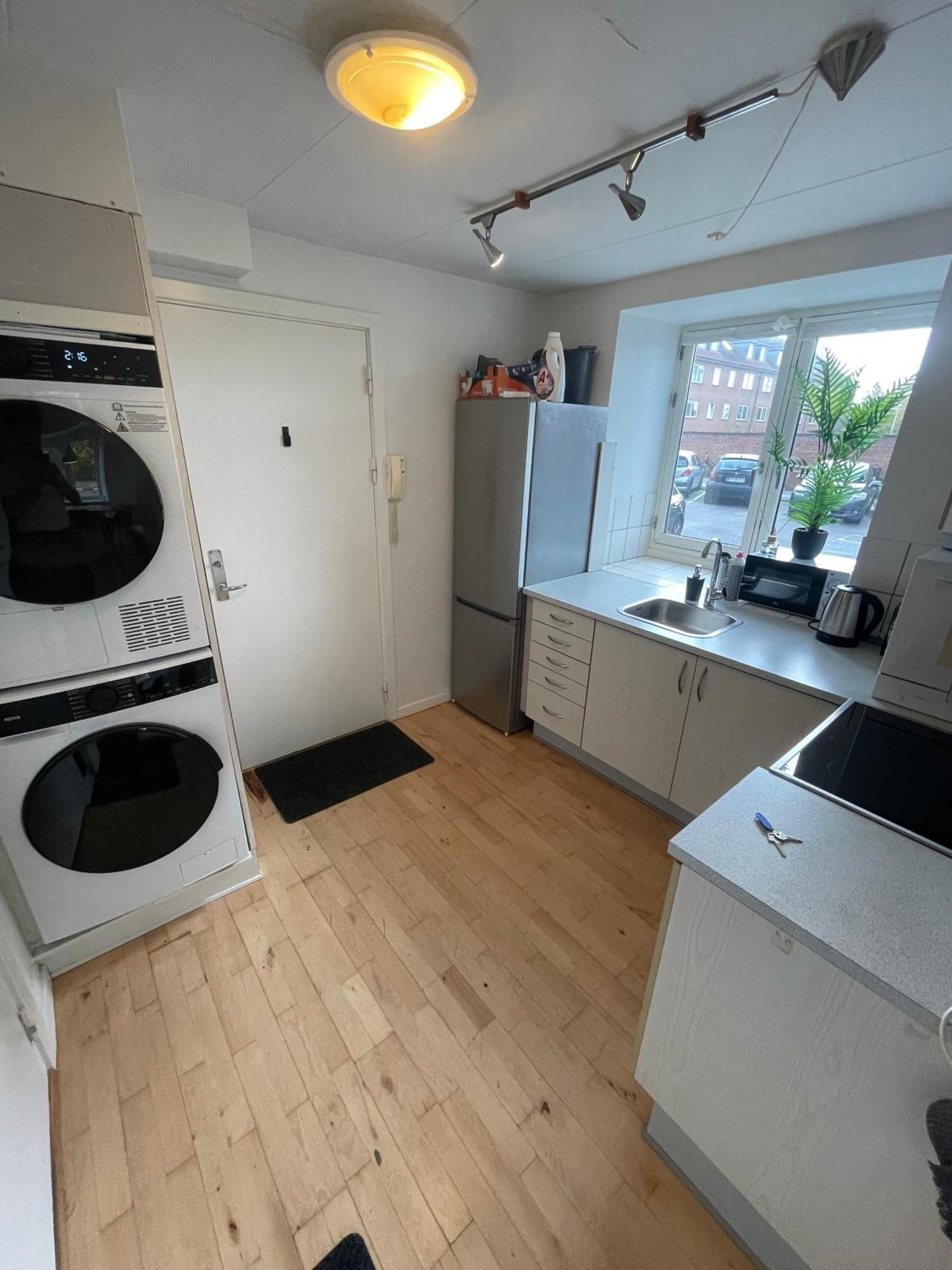 Central Apt W Parking Possibility, Netflix & Near Attractions Århus Exteriör bild